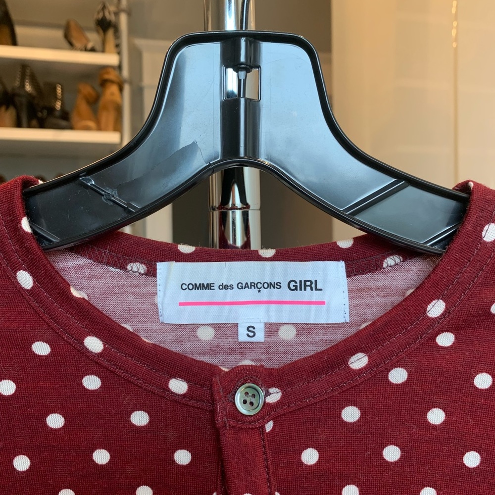 Super cute Comme Des Garçons Girl cardigan😻